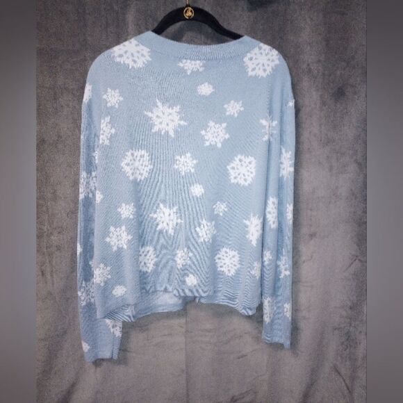 Disney Frozen Blue Snowflake Cardigan Sweater Size Large EUC P2P 23 Length 20.5 - Picture 7 of 9